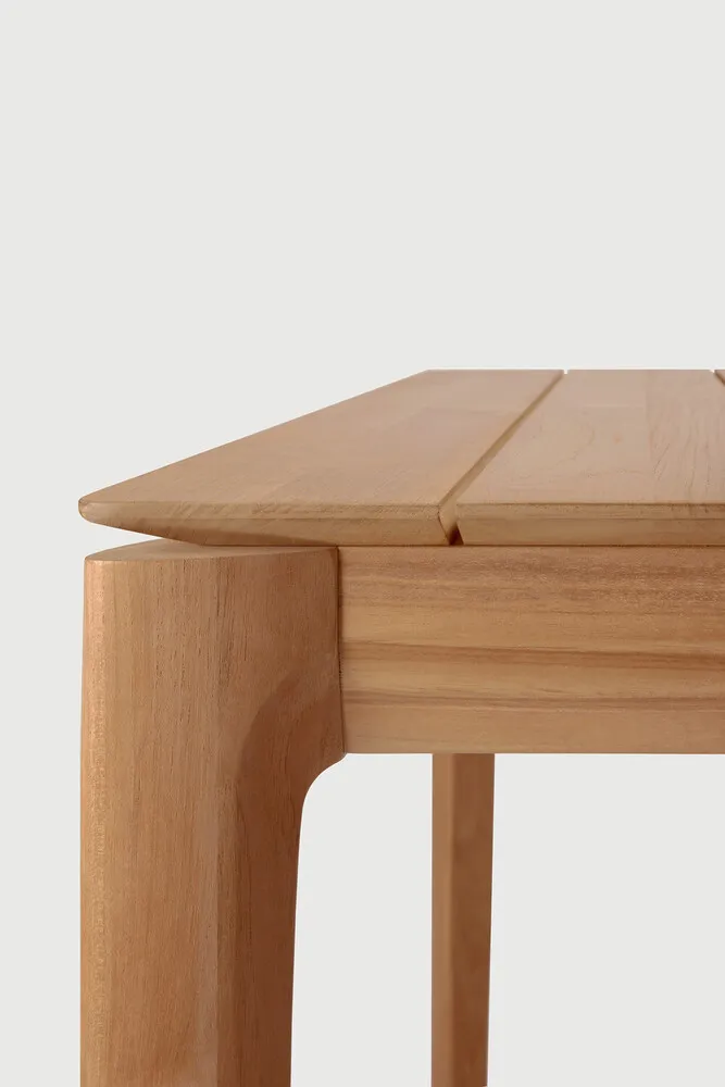 product_wf_10269_10270_10271_10272_10296_Teak_Bok_outdoor_dining_table_det02_WEB.webp