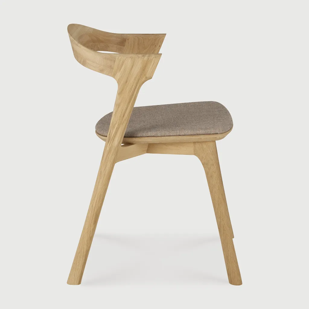 51486_Oak_Bok_Dining_Chair_warm_grey_fabric_side02_WEB.webp