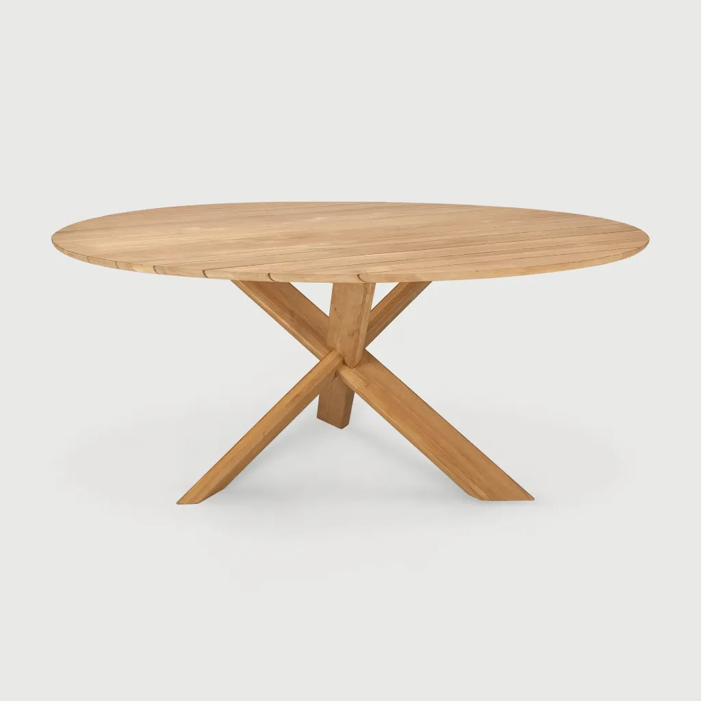 [10280] Circle outdoor dining table - 64.5"
