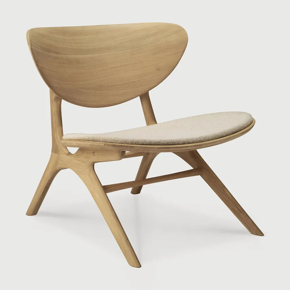 Eye lounge chair